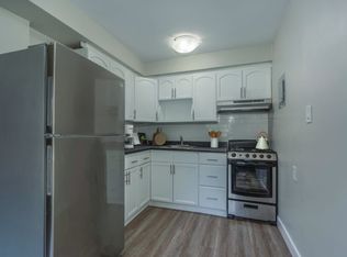 116 2nd Ave #16, Kitchener, ON N2C1N5