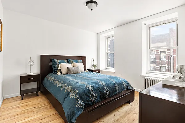 Sold by Compass | media 4