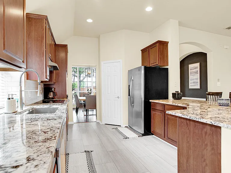 8540 Beartooth Dr — Photo 10