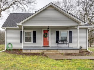 247 Old Columbia Rd, Dickson, TN 37055