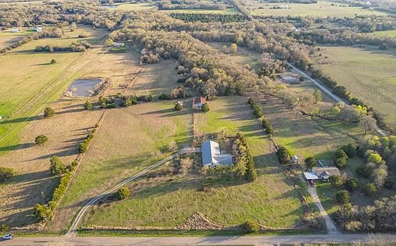 3rd image of 4461 County Road 4206