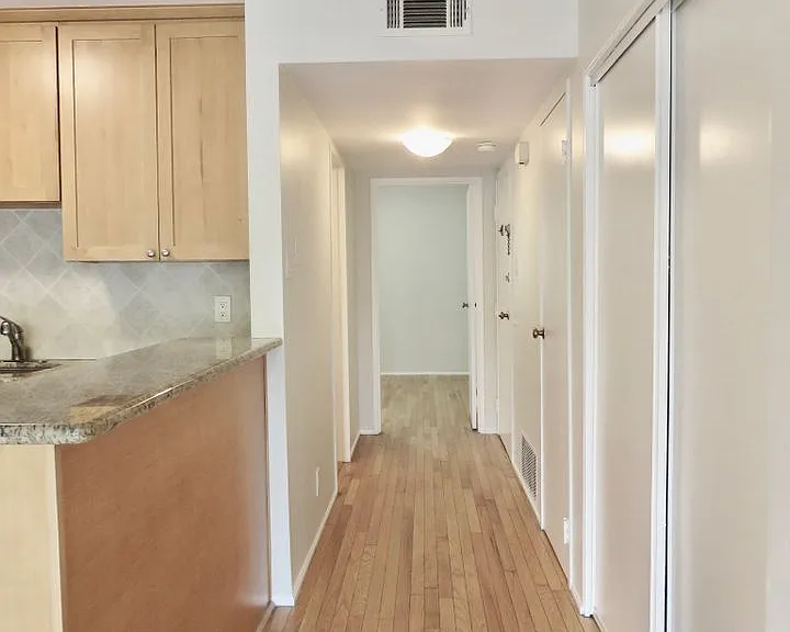 1848 Lombard St — Photo 7