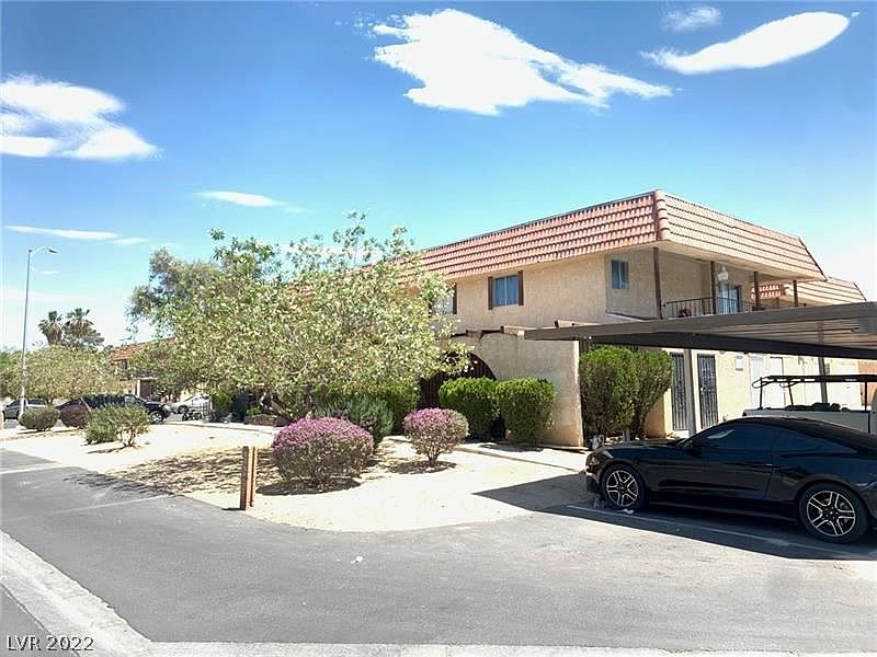 1st image of 1725 Cordoba Ln