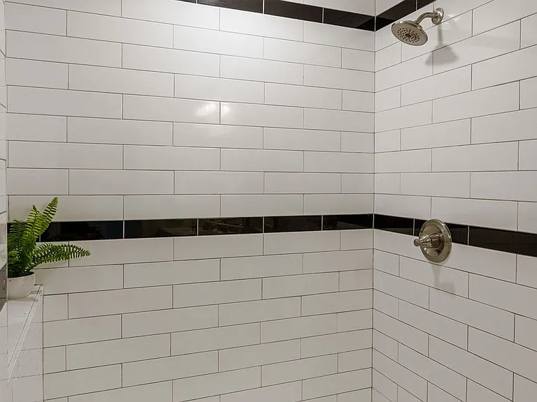 211 Longfellow Ln #211 — Photo 8