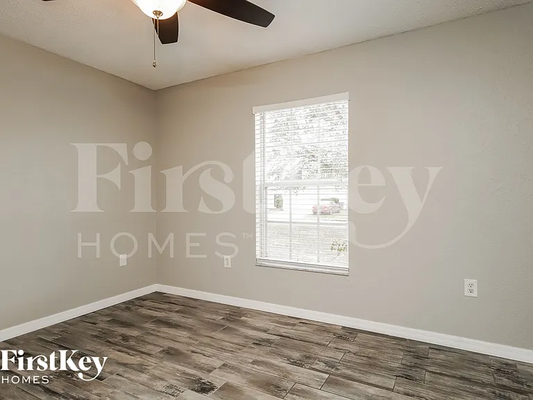 835 Summer Glen Dr — Photo 11