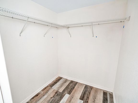 5th image of 1492 Tallahassee Blvd