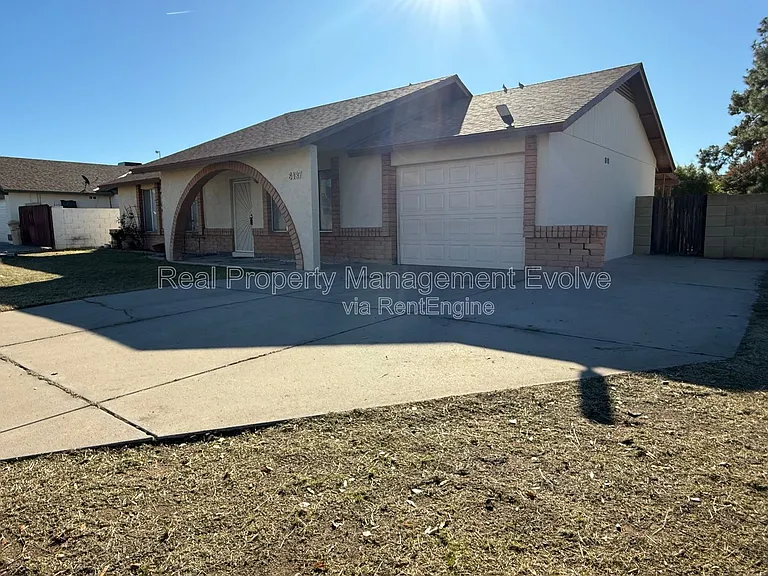6437 W Sierra St — Photo 3