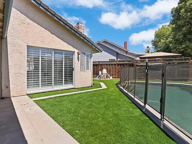 12 Phillips Ct — Photo 8