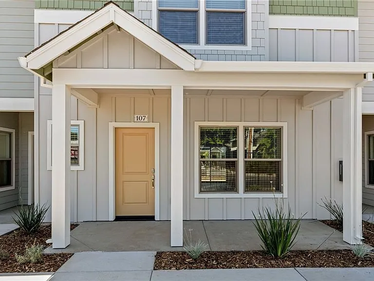 Your Opportunity to Reside at One of Chico's Premier Properties! — Photo 17