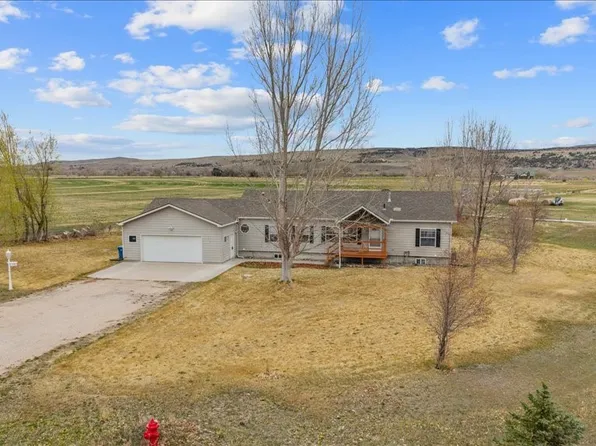 115 N E St, Bridger, MT 59014