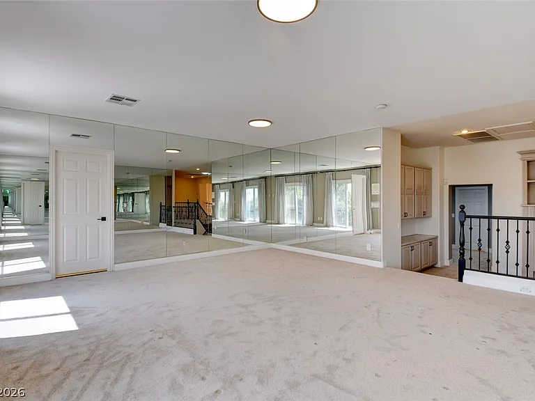 7686 Gossamer Wind St — Photo 23