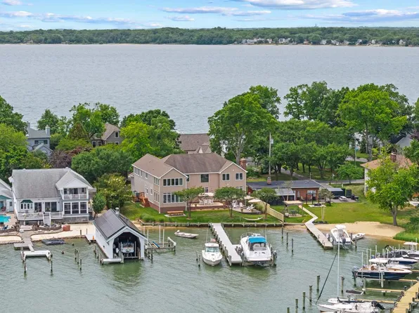 3733 Thomas Point Rd, Annapolis, MD 21403