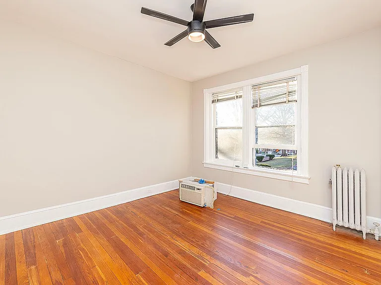 105 Washington St — Photo 30
