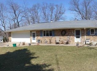 15 Tamarack Ct, Morton, IL 61550