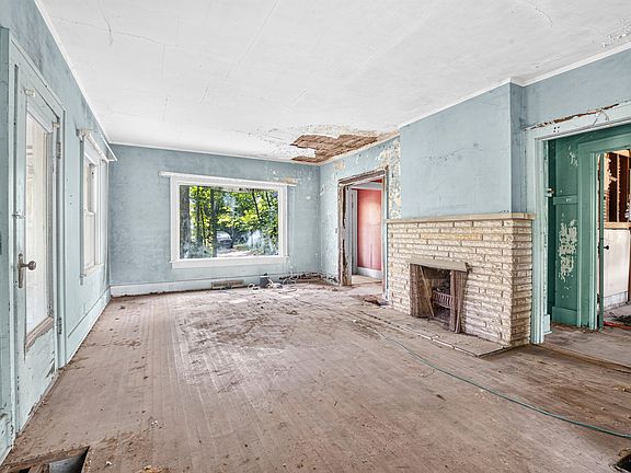 4th image of 441 N 26th St