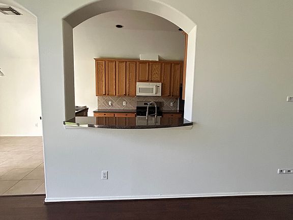 5th image of 4826 Claymill Ct