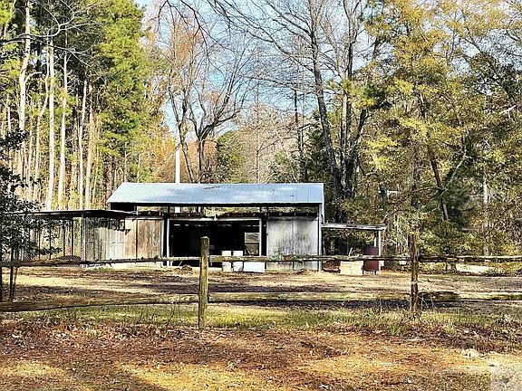 5th image of 1430 Sherwood Forest Dr