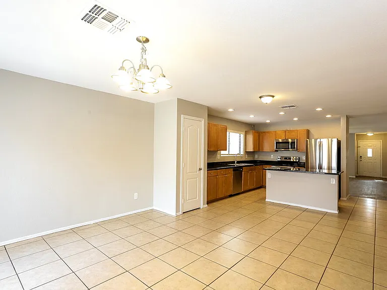 2544 W Romley Rd — Photo 6