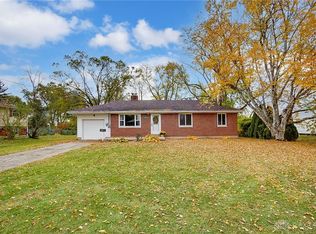 185 Green Valley Dr, Enon, OH 45323