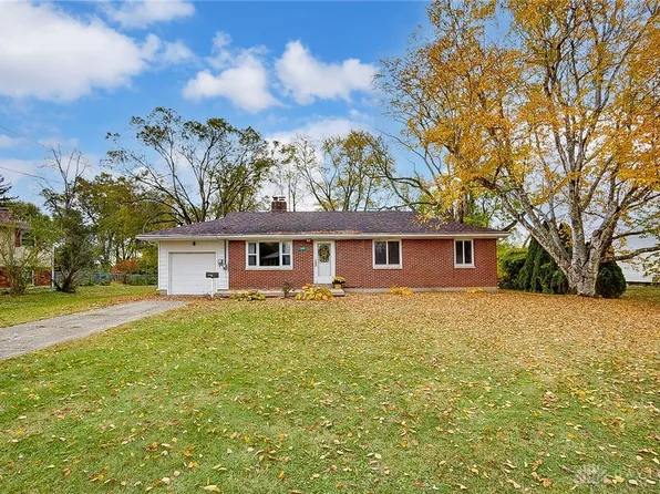185 Green Valley Dr, Enon, OH 45323
