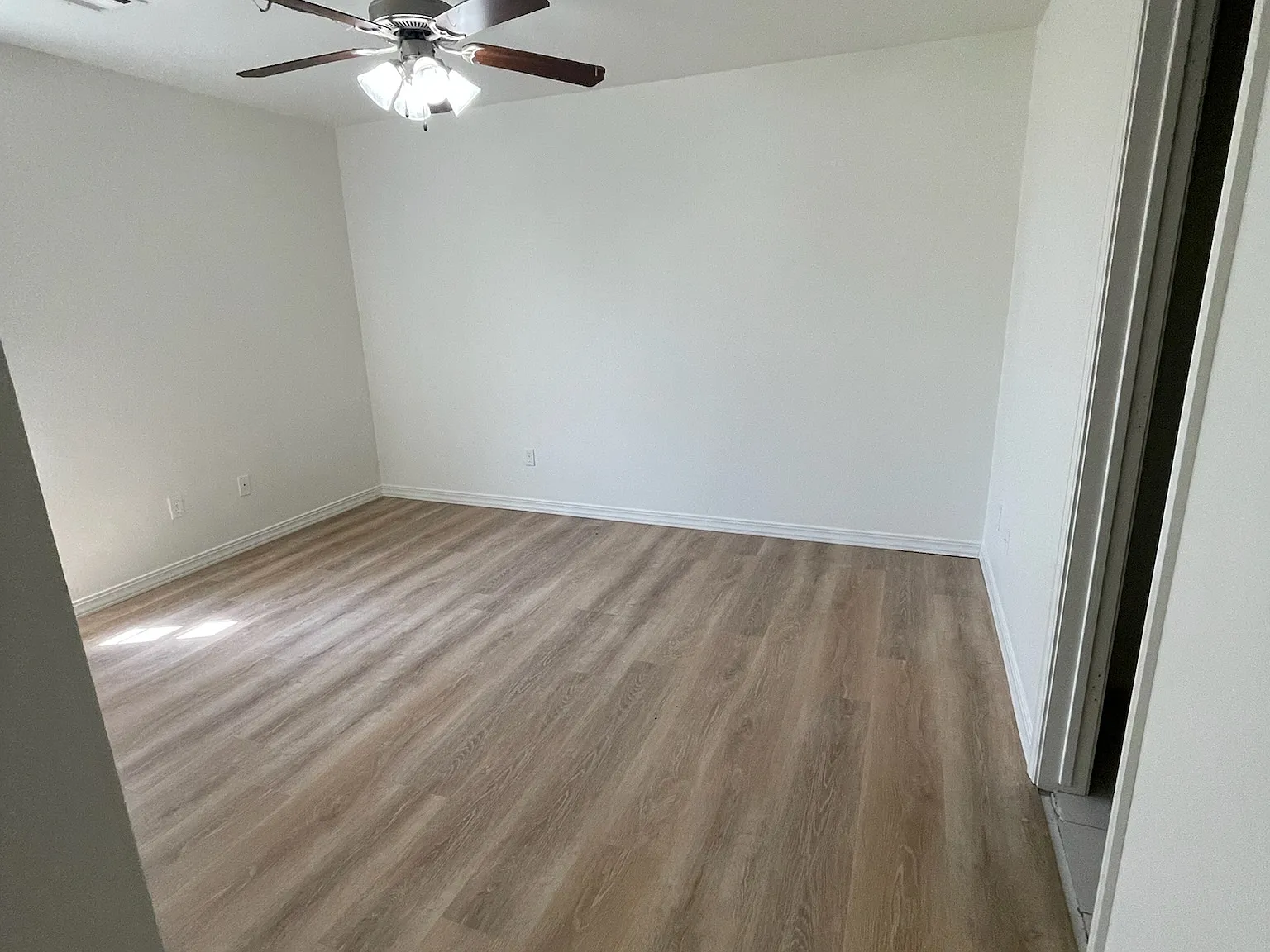 3 bed, 1194 sqft, $1,500 — Photo 4