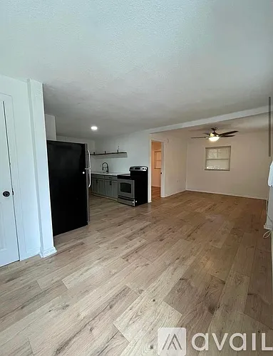 1 bed, 490 sqft, $1,350 — Photo 2