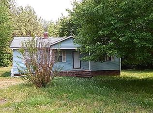 1203 Old River Rd, Carthage, NC 28327