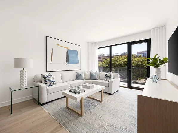 27-09 40th Ave #4H, Long Island City, NY 11101