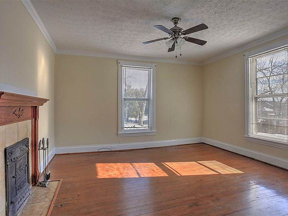 5th image of 206 Ellisville Dr