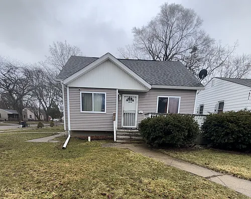 5416 Dupont St Photo 1