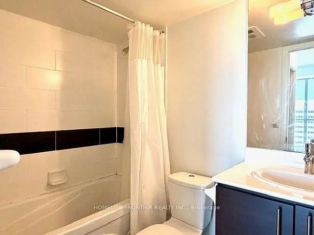 17 Anndale Dr #Penthouse 201 — Photo 11