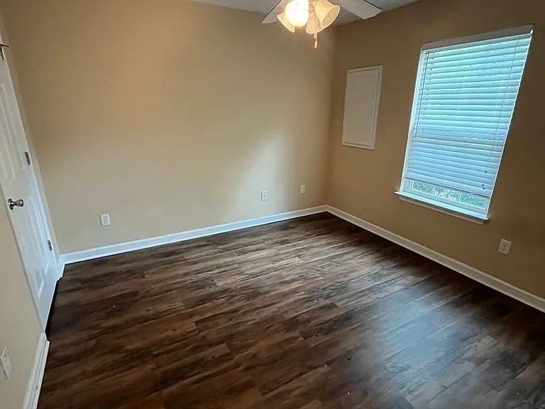 105 Buckhaven Way — Photo 5