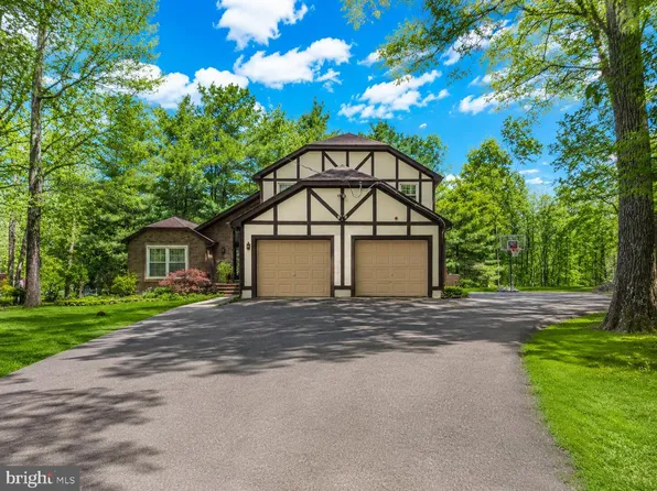 131 Tuckerton Rd, Vincentown, NJ 08088