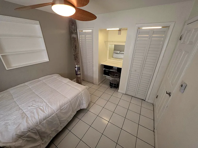 5701 McKinley St #4 — Photo 11