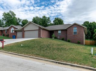 1938 W Springdale St, Springfield, MO 65803
