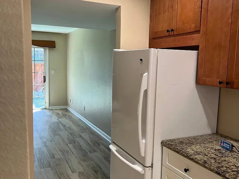 2200 S Palmetto Ave #D3 — Photo 11