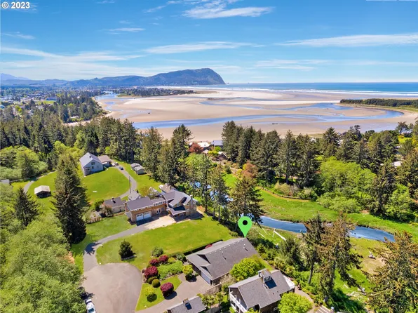 822 Woodland Ct, Gearhart, OR 97138