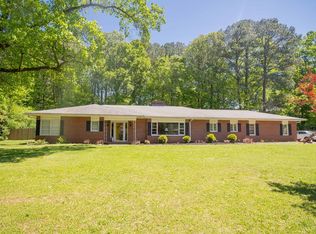 915 Stoneleigh Rd, Dalton, GA 30720