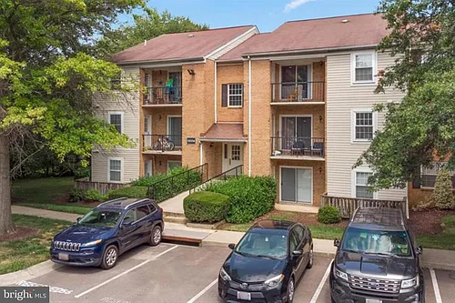 18334 Streamside Dr #304 Photo 1