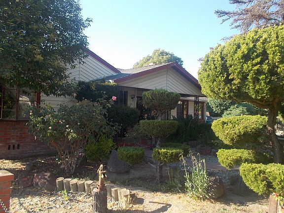2nd image of 14201 Buckner Dr