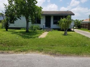 3031 Sunset Dr, Ingleside, TX 78362