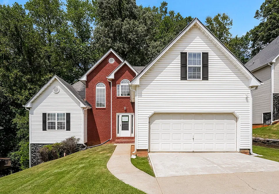 830 Georgian Hills Dr