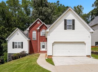 830 Georgian Hills Dr, Lawrenceville, GA