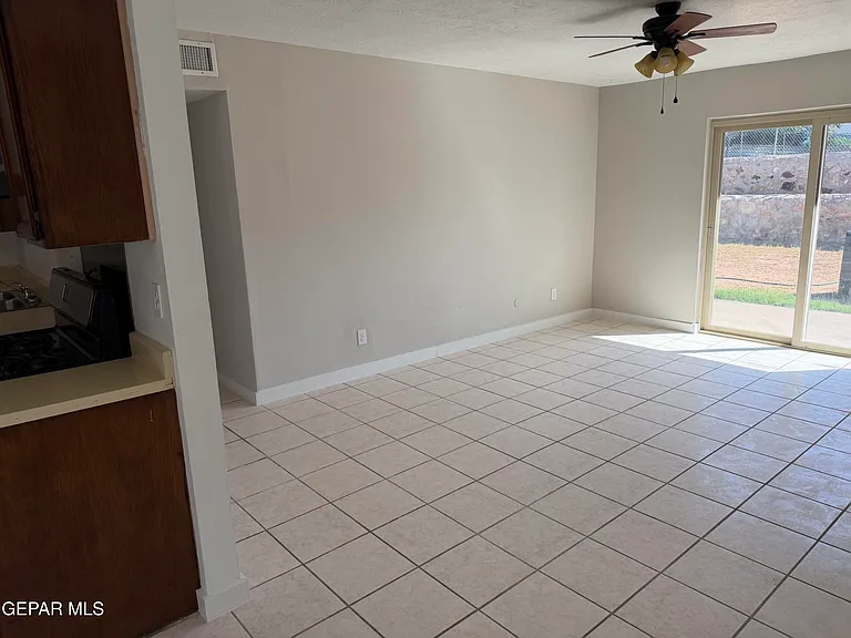 10429 Persephone Dr — Photo 4