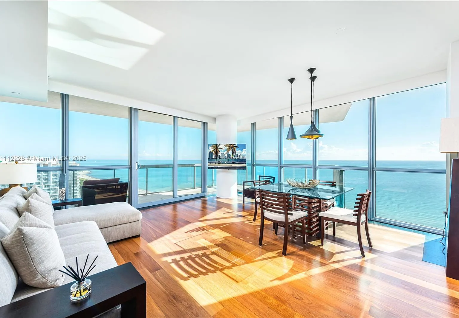 Setai Resort & Residences — Photo 1
