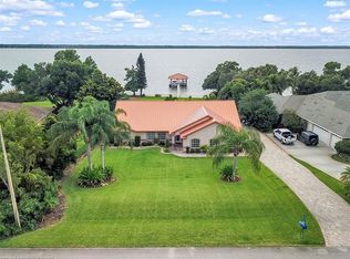 748 Sunset Pointe Dr, Lake Placid, FL 33852