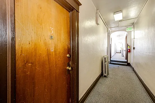 2223 E 21st Ave #3 — Photo 3