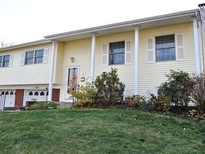 10 Kish Ct, Edison, NJ, 08837