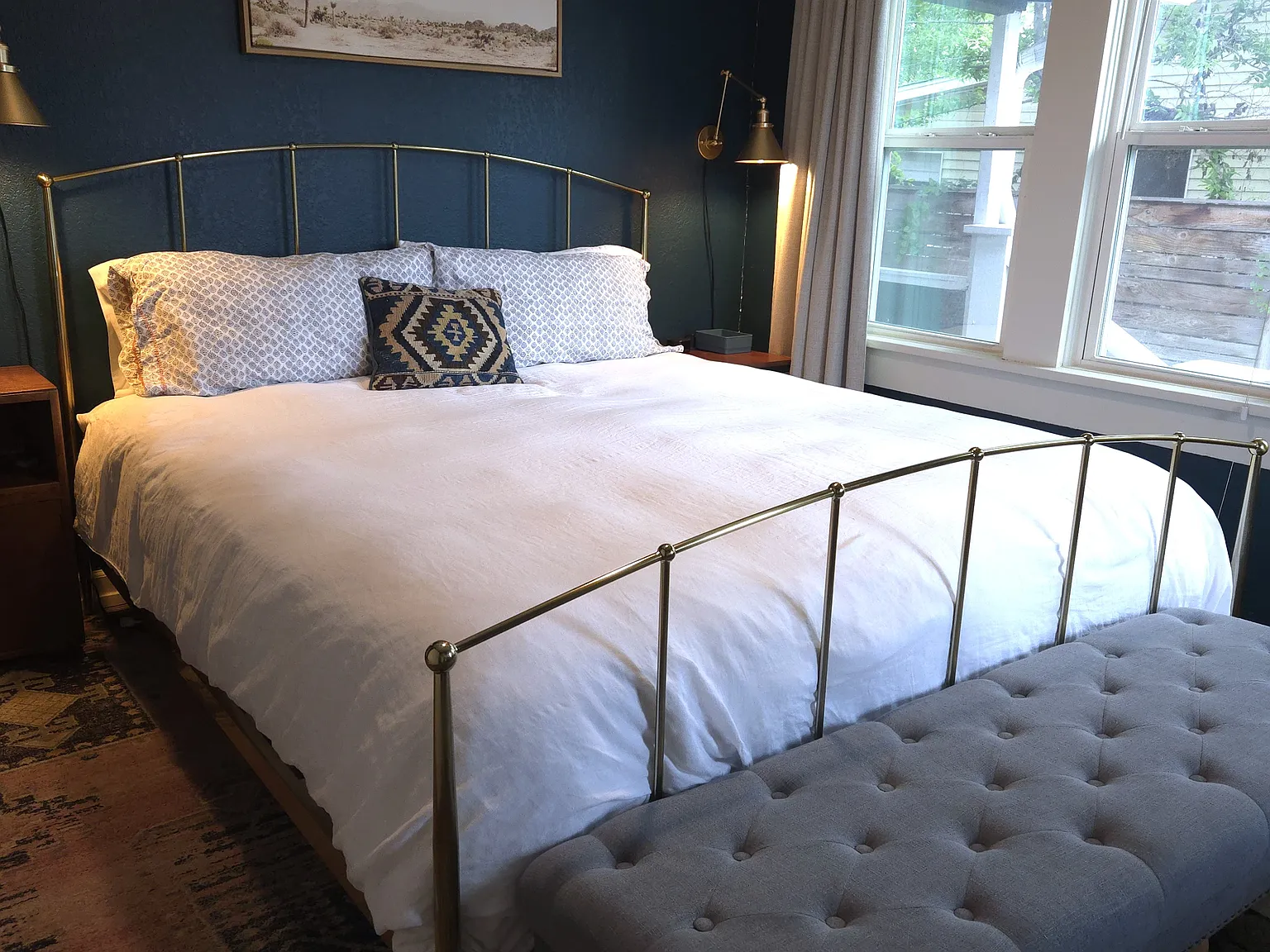 519 E Ashby Pl — Photo 3
