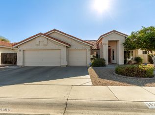 5827 W Charter Oak Rd, Glendale, AZ 85304